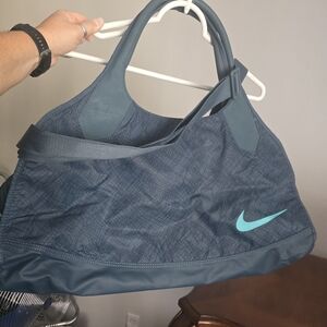 Nike Teal and Navy Yoga Shoulder Bag